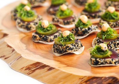 SESAME CRUSTED TUNA CHIP 1